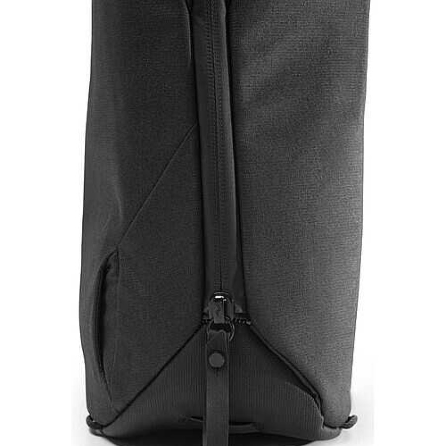 Peak Design Peak Design Black 20L Everyday Tote V2 Slings, Shoulder & Messenger Bags