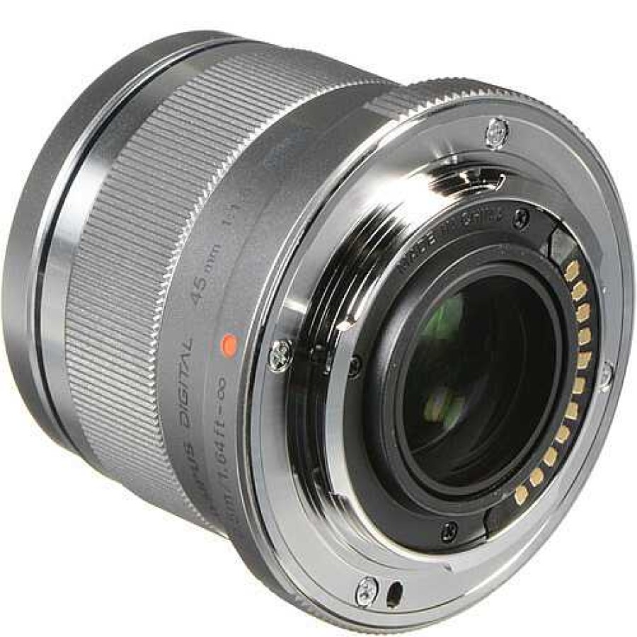 Olympus Olympus M.Zuiko 45Mm F/1.8 Lens - Silver Micro Four Thirds Mount