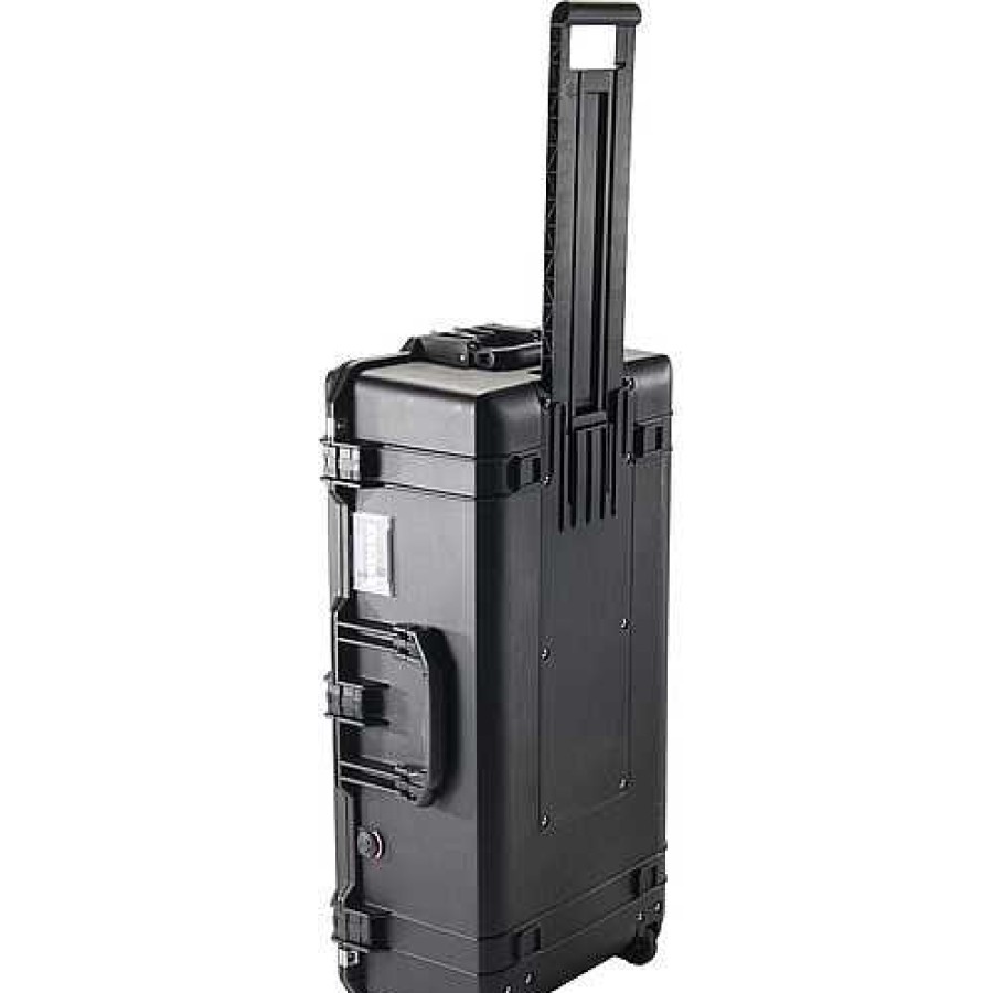 Pelican Pelican 1615 Large Wheeled Air Case - With Foam Hard Cases